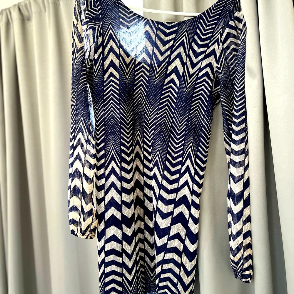 Short Navy Geometric Body-con Dress